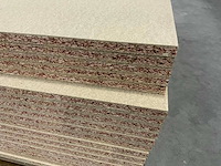 Partij spaanplaten 3055x1250x18mm 17 stuks - afbeelding 1 van  1