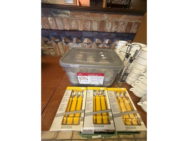 Partij spaghettiborden + soepkommen - afbeelding 2 van  4