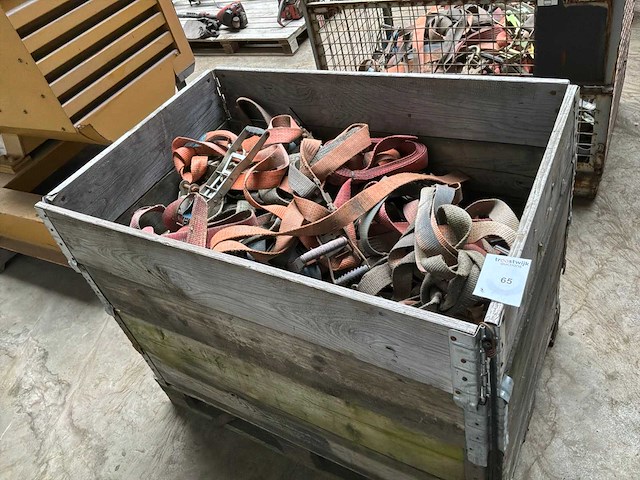 Partij spanriemen en ratelgespen - afbeelding 1 van  3