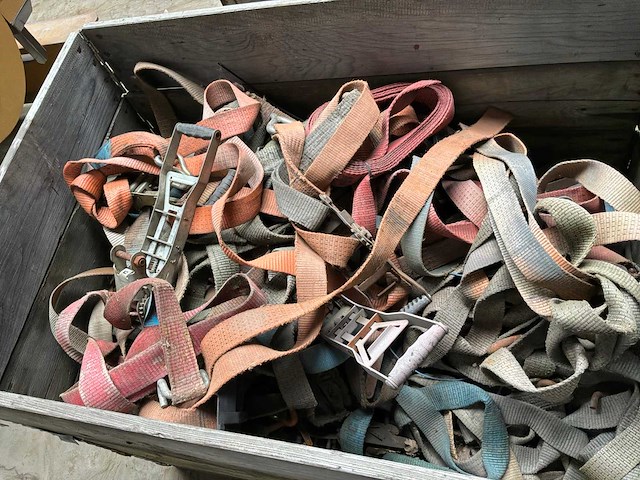 Partij spanriemen en ratelgespen - afbeelding 2 van  3