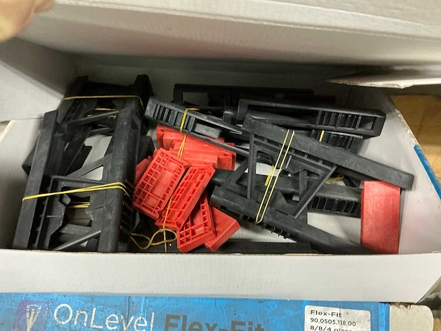 Partij spare parts - afbeelding 3 van  14