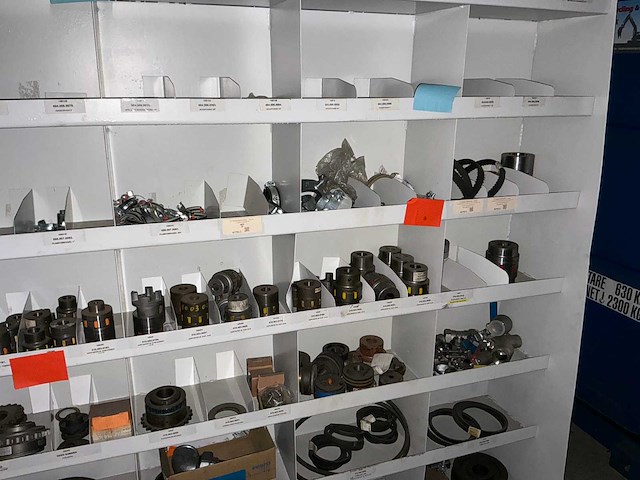 Partij spare parts - afbeelding 5 van  23