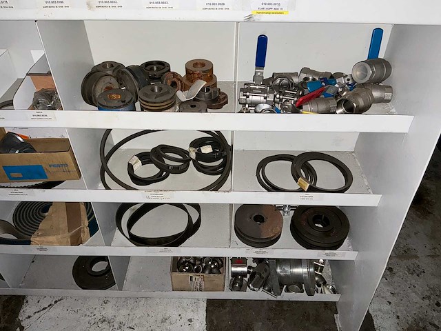 Partij spare parts - afbeelding 16 van  23