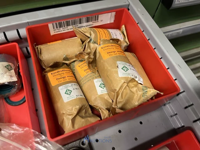 Partij speciale lagers, glijlagers en lineaire lagerdelen - afbeelding 4 van  222