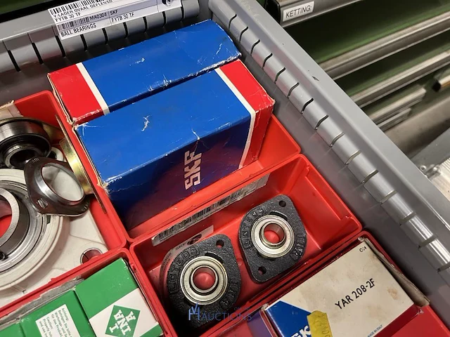 Partij speciale lagers, glijlagers en lineaire lagerdelen - afbeelding 37 van  222