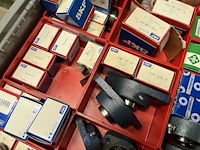 Partij speciale lagers, glijlagers en lineaire lagerdelen - afbeelding 41 van  222