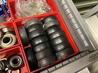 Partij speciale lagers, glijlagers en lineaire lagerdelen - afbeelding 45 van  222