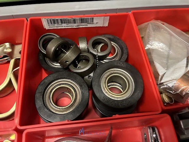 Partij speciale lagers, glijlagers en lineaire lagerdelen - afbeelding 56 van  222