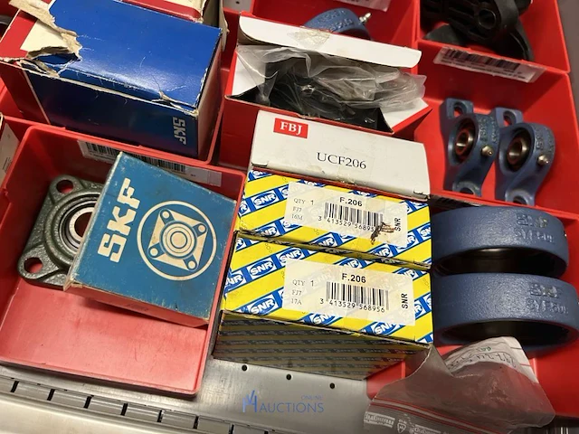 Partij speciale lagers, glijlagers en lineaire lagerdelen - afbeelding 73 van  222