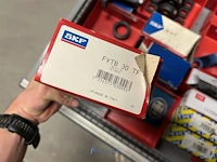 Partij speciale lagers, glijlagers en lineaire lagerdelen - afbeelding 75 van  222