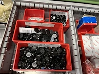 Partij speciale lagers, glijlagers en lineaire lagerdelen - afbeelding 86 van  222