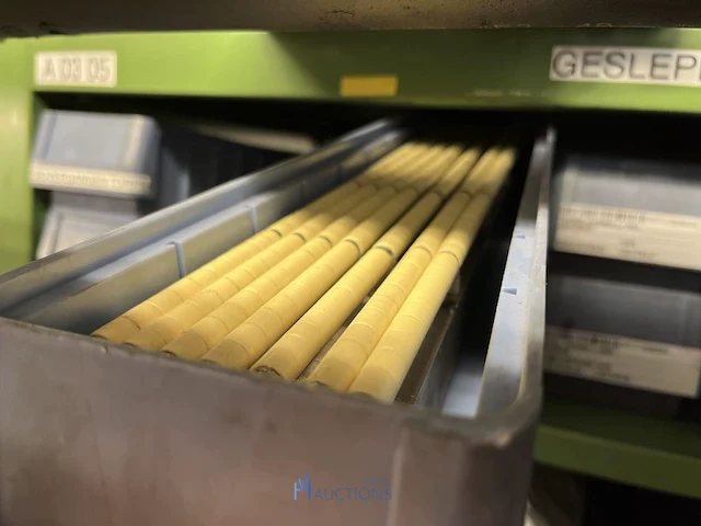 Partij speciale lagers, glijlagers en lineaire lagerdelen - afbeelding 114 van  222