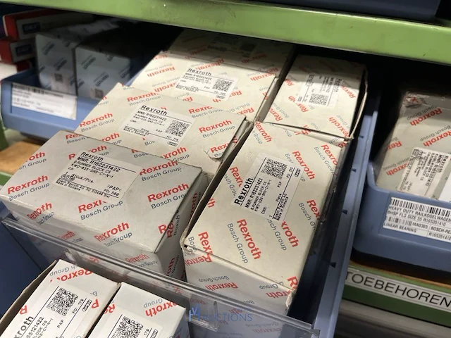 Partij speciale lagers, glijlagers en lineaire lagerdelen - afbeelding 133 van  222