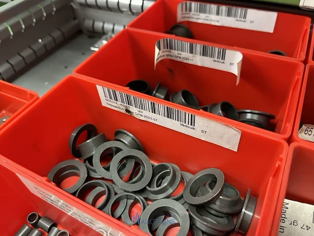 Partij speciale lagers, glijlagers en lineaire lagerdelen - afbeelding 149 van  222