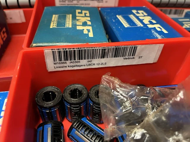Partij speciale lagers, glijlagers en lineaire lagerdelen - afbeelding 213 van  222