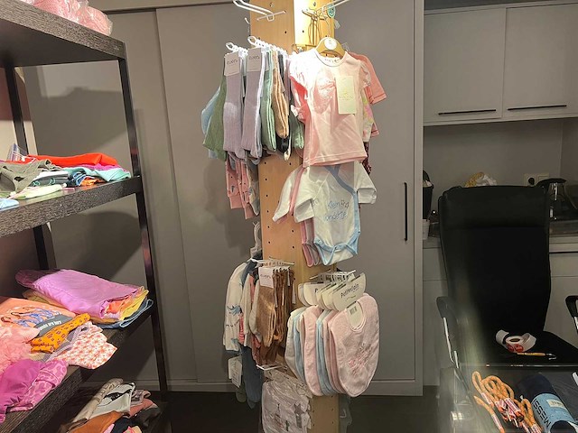 Partij speelgoed en accessoires (300x) - afbeelding 4 van  5