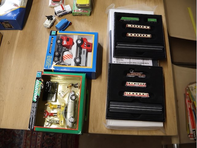 Partij speelgoed - afbeelding 8 van  11