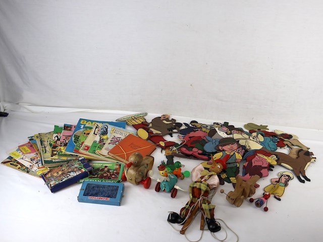 Partij speelgoed - afbeelding 1 van  9