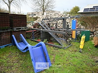 Partij speeltuigen - afbeelding 1 van  7