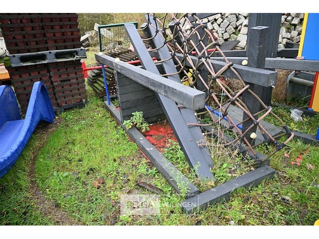 Partij speeltuigen - afbeelding 2 van  7