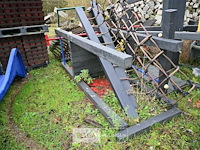 Partij speeltuigen - afbeelding 2 van  7