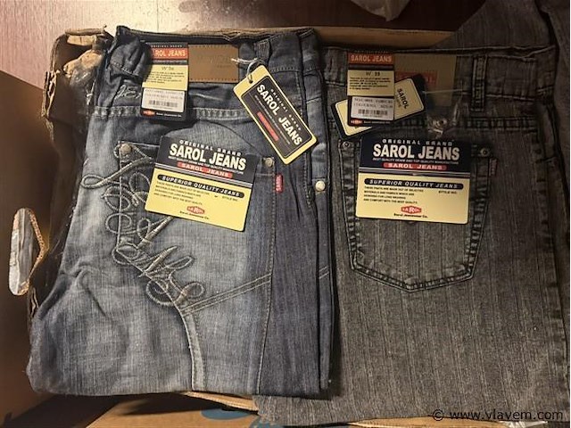 Partij spijkerbroeken in 4 dozen diverse maten - afbeelding 2 van  6