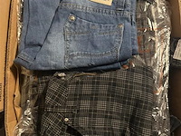 Partij spijkerbroeken in 4 dozen diverse maten - afbeelding 3 van  6