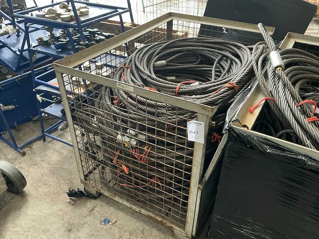 Partij staalkabel - afbeelding 1 van  5