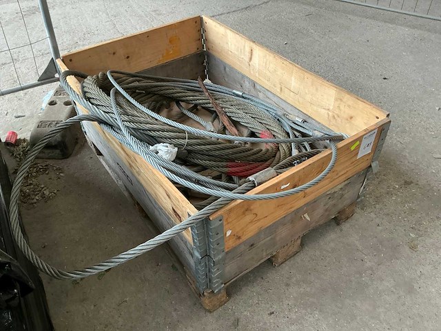 Partij staalkabel - afbeelding 2 van  5