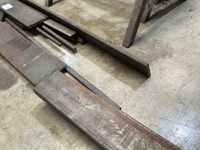 Partij stafstaal - afbeelding 4 van  6