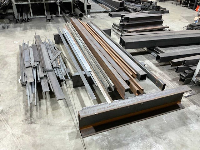 Partij stafstaal - afbeelding 2 van  5