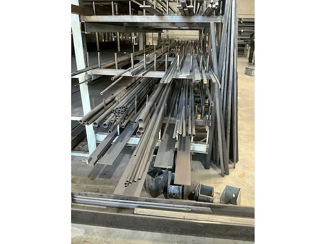 Partij stafstaal - afbeelding 3 van  4