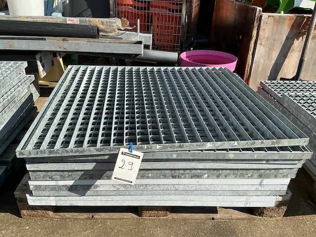 Partij stalen roostervloer (10x) - afbeelding 1 van  2