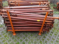 Partij stansoenen + houder - afbeelding 1 van  2