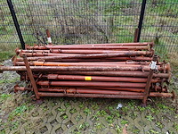 Partij stansoenen + houder - afbeelding 1 van  2