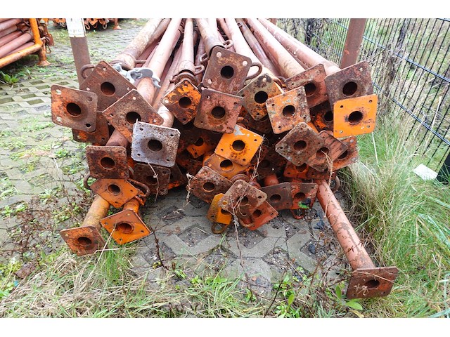 Partij stansoenen + houder - afbeelding 2 van  2