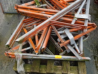 Partij stansoenhouders - afbeelding 1 van  3