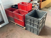 Partij stapelkratten - afbeelding 1 van  1