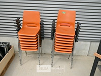Partij stapelstoelen met armleuning - afbeelding 1 van  5