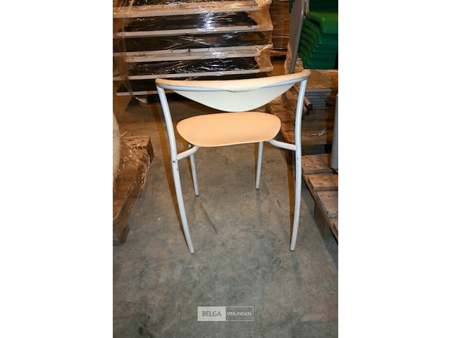 Partij stapelstoelen - afbeelding 4 van  4