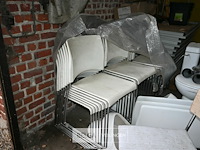 Partij stapelstoelen - afbeelding 1 van  4