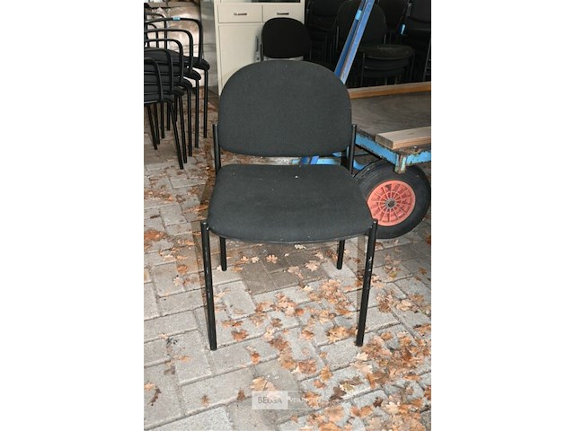 Partij stapelstoelen - afbeelding 3 van  4