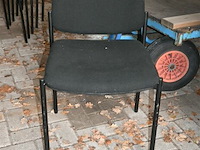 Partij stapelstoelen - afbeelding 3 van  4