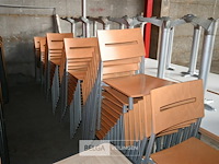 Partij stapelstoelen - afbeelding 2 van  5