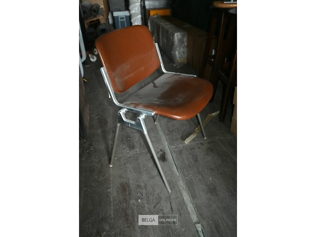 Partij stapelstoelen - afbeelding 2 van  4