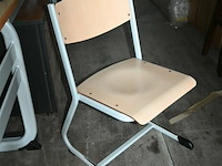 Partij stapelstoelen - afbeelding 2 van  4