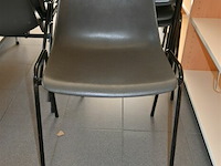Partij stapelstoelen - afbeelding 4 van  4