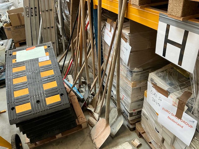 Partij steelgereedschap - afbeelding 1 van  6