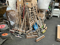 Partij steelgereedschappen - afbeelding 1 van  4