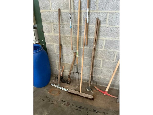 Partij steelgereedschappen - afbeelding 7 van  7